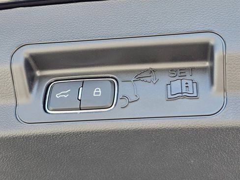 New 2026 Ford Explorer Active w/ Active Comfort Package image 24