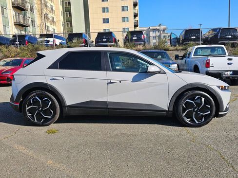 Used 2024 Hyundai Ioniq 5 SEL image 8