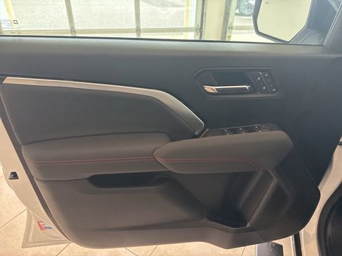 New 2025 Chevrolet Colorado Z71 w/ Z71 Convenience Package 2 image 26