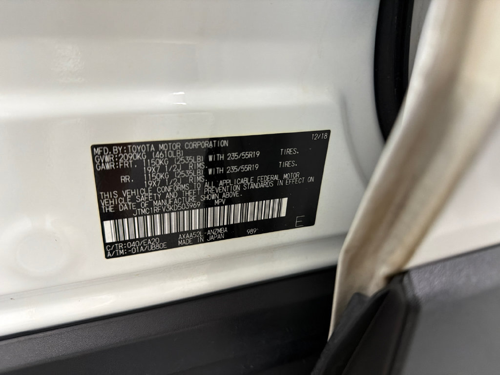 Used 2019 Toyota RAV4 XLE Premium FWD image 34