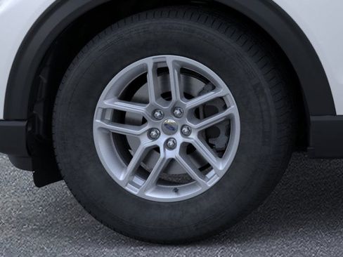 New 2026 Ford Explorer Active RWD image 19