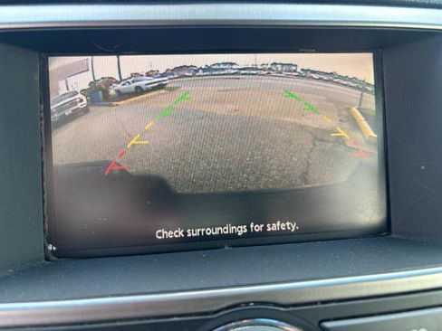 Used 2014 Nissan Armada SV image 20