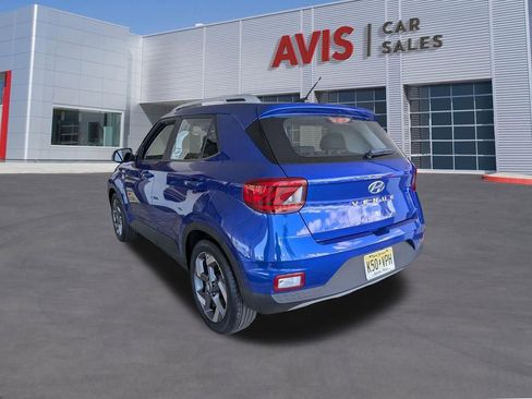 Used 2025 Hyundai Venue SEL FWD image 10