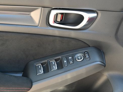 Used 2025 Honda Civic Type R image 20