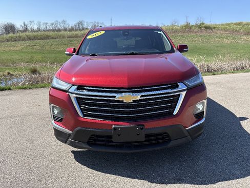 Used 2023 Chevrolet Traverse LT AWD/4WD image 8