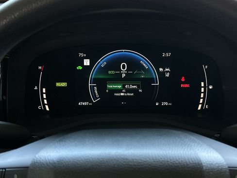 Used 2025 Toyota Camry LE FWD image 21