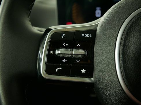 Used 2024 Kia Sorento S w/ Panoramic Sunroof Package AWD/4WD image 28