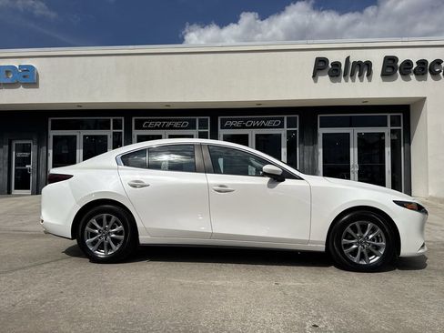 Used 2025 MAZDA MAZDA3 s image 24
