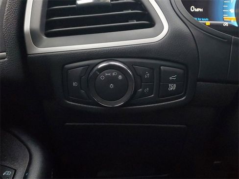 Certified 2022 Ford Edge SEL w/ Convenience Package image 14