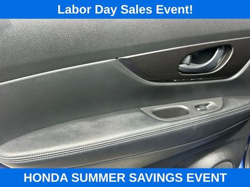 Used 2020 Nissan Rogue S FWD image 13