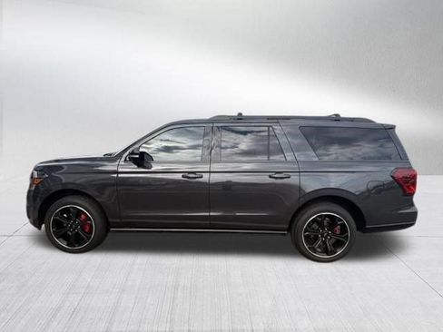 Used 2023 Ford Expedition Max Limited AWD/4WD image 2