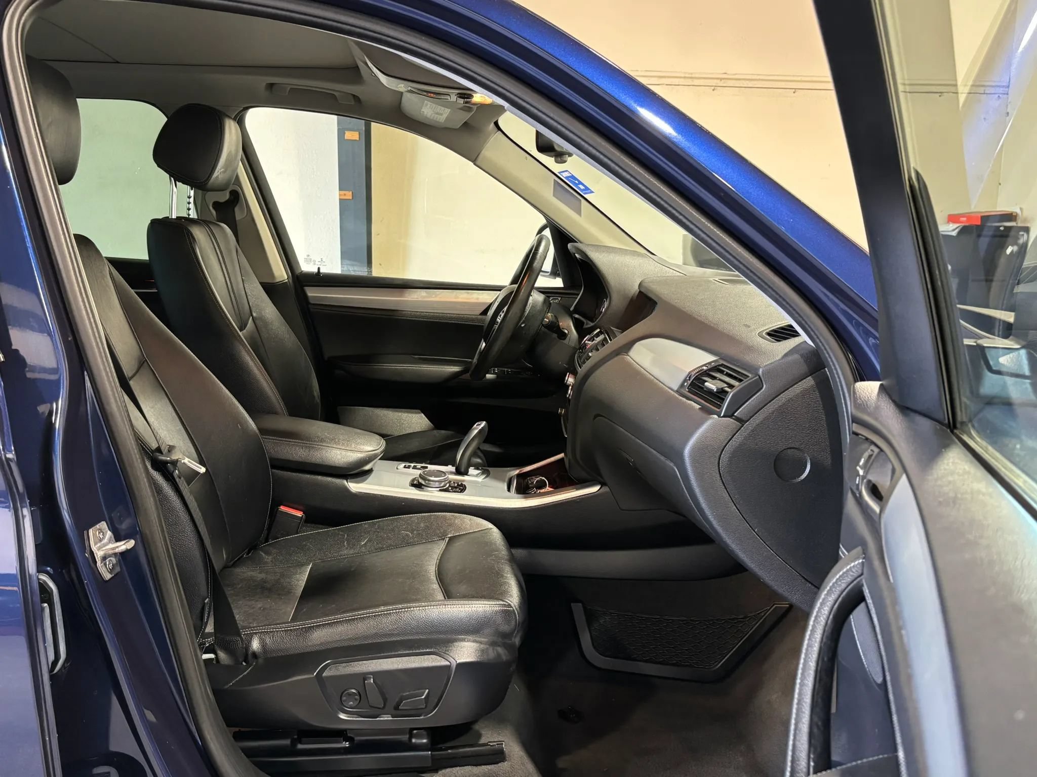 Used 2016 BMW X3 xDrive28i AWD/4WD image 13