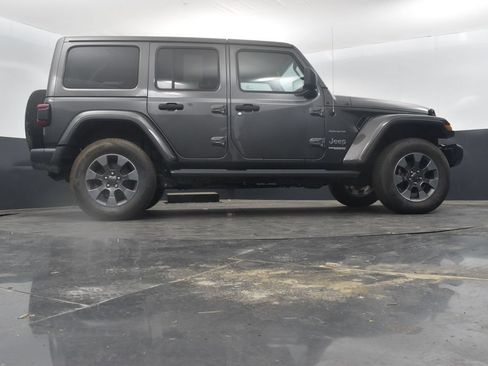 Used 2020 Jeep Wrangler Unlimited Sahara w/ Uconnect 4C Nav & Sound Group AWD/4WD image 43