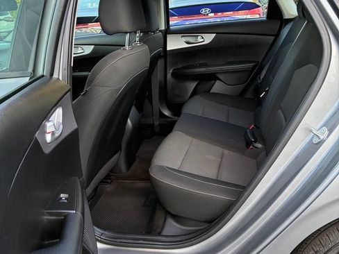 Used 2023 Kia Forte LXS w/ LXS Technology Package FWD image 20