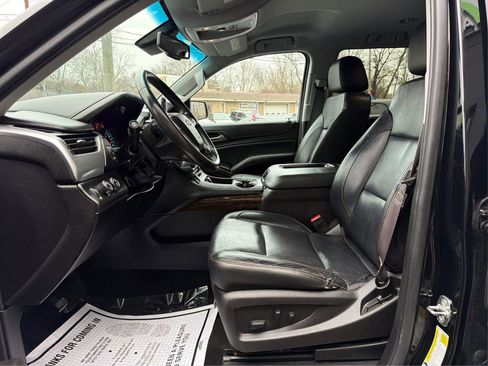 Used 2016 Chevrolet Suburban LT image 18