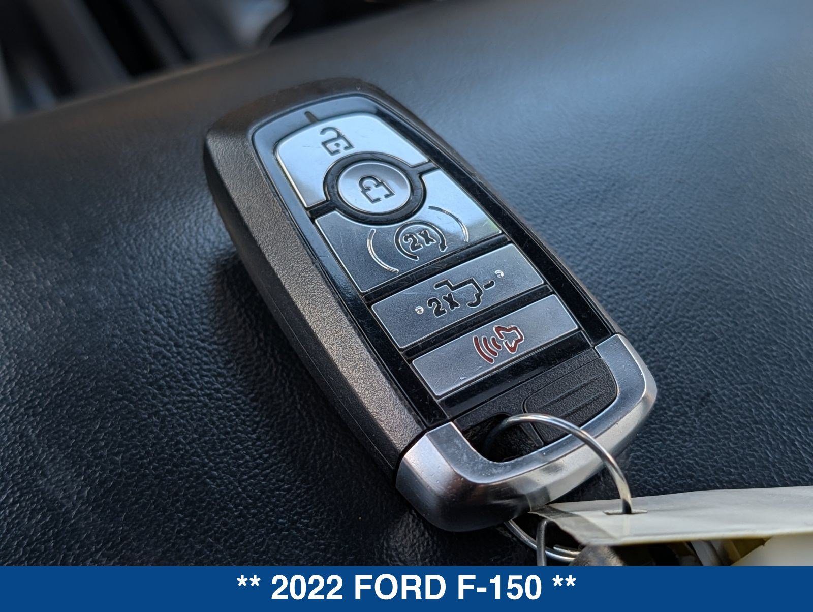 Used 2022 Ford F150 Raptor w/ Raptor 37 Performance Package AWD/4WD image 37
