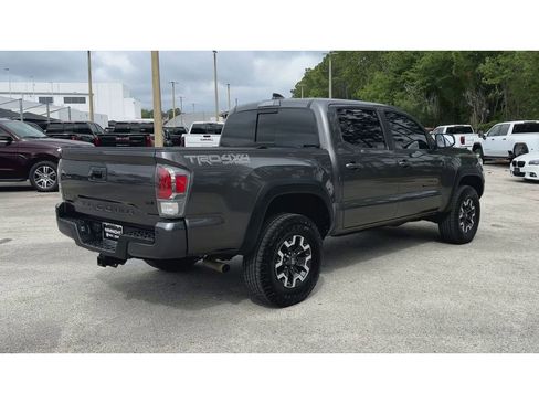 Used 2021 Toyota Tacoma TRD Off-Road w/ Technology Package AWD/4WD image 8