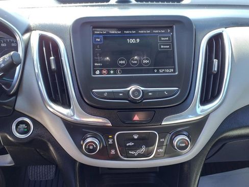Used 2019 Chevrolet Equinox LS image 17