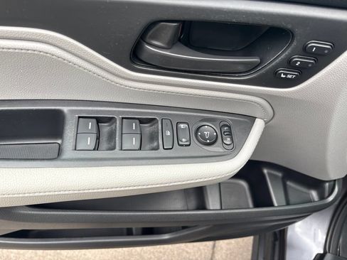 Used 2018 Honda Odyssey EX-L image 14