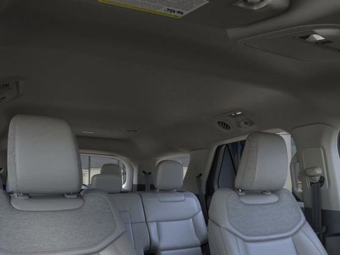New 2026 Ford Explorer Active w/ Active Comfort Package image 23
