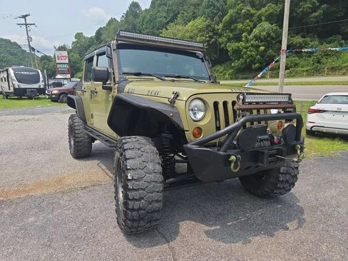 Used 2013 Jeep Wrangler Unlimited Sport w/ Trailer Tow Group AWD/4WD image 3
