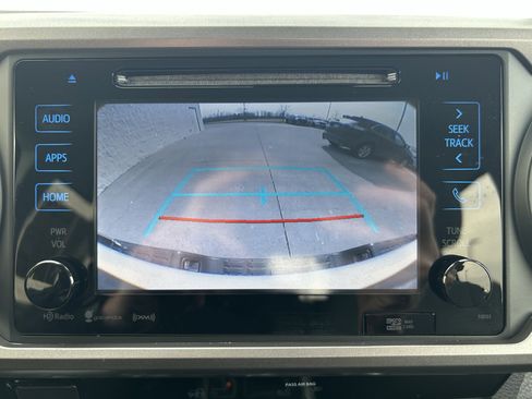 Certified 2018 Toyota Tacoma SR5 image 25