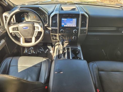 Used 2017 Ford F150 Lariat w/ Equipment Group 502A Luxury AWD/4WD image 16
