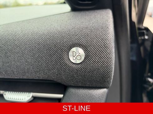 Used 2025 Ford Explorer ST-Line w/ Premium Package AWD/4WD image 15
