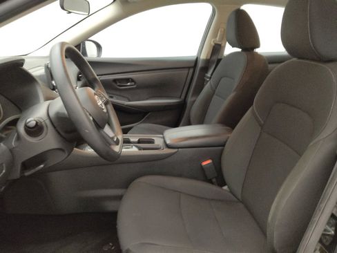 Used 2025 Nissan Sentra S FWD image 17