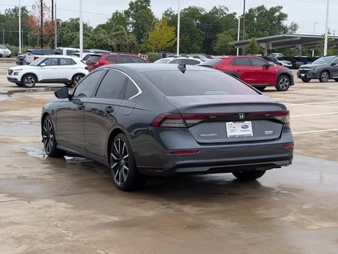 Used 2023 Honda Accord Touring image 4