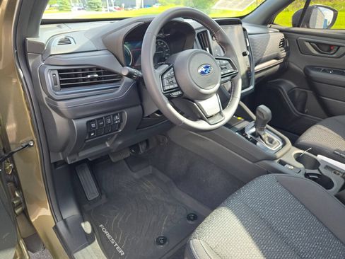 Used 2025 Subaru Forester Premium w/ Protection Package (1PH) AWD/4WD image 20