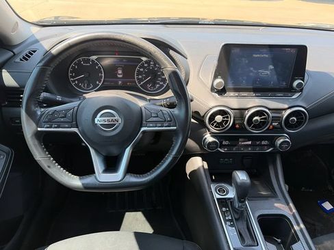 Used 2021 Nissan Sentra SV FWD image 11