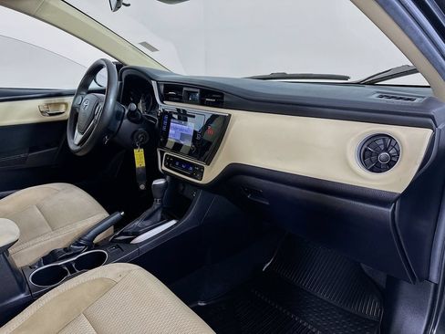 Used 2019 Toyota Corolla LE FWD image 27