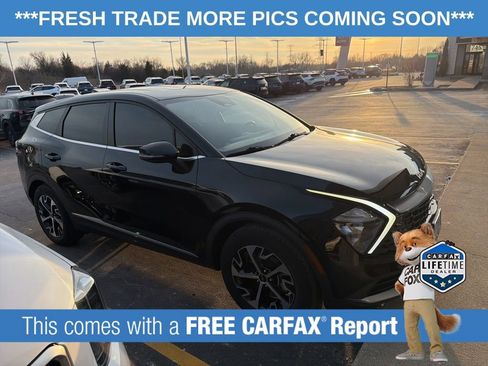 Certified 2023 Kia Sportage EX image 3