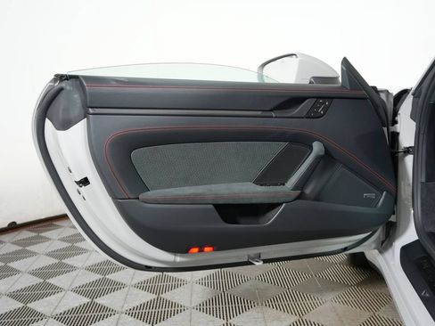 New 2026 Porsche 911 Carrera 4 GTS AWD/4WD image 18