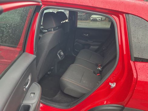 Certified 2025 Honda HR-V Sport image 15