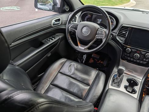 Used 2019 Jeep Grand Cherokee Limited w/ Luxury Group II AWD/4WD image 9