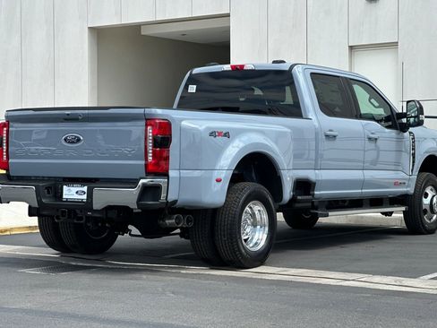 New 2026 Ford F350 Lariat AWD/4WD image 3
