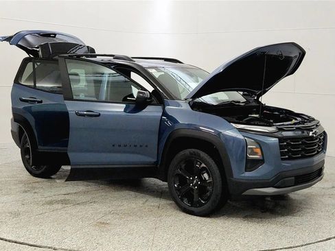 New 2026 Chevrolet Equinox LT w/ Midnight Edition image 9