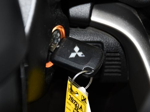 Used 2022 Mitsubishi Eclipse Cross ES AWD/4WD image 24