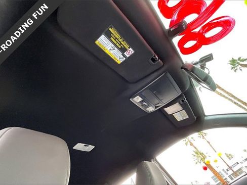 Used 2017 Toyota Tacoma TRD Sport image 29