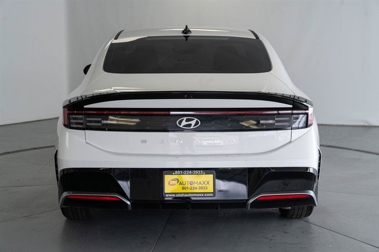 Used 2025 Hyundai Sonata SEL FWD image 6