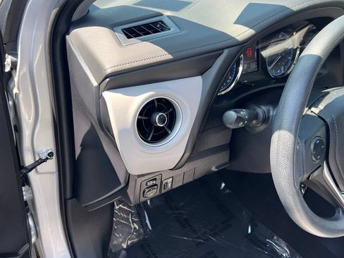 Used 2017 Toyota Corolla LE w/ Carpet Mat Package (TMS) FWD image 14