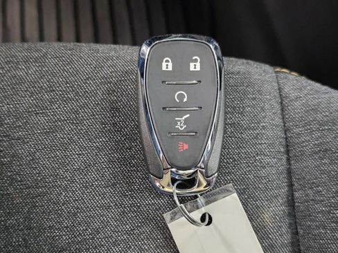 Used 2024 Chevrolet Equinox LT image 35