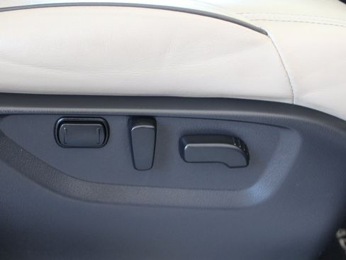 Used 2023 Nissan Armada Platinum w/ Captain's Chairs Package RWD image 15