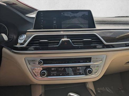 Used 2018 BMW 740i 740i image 14
