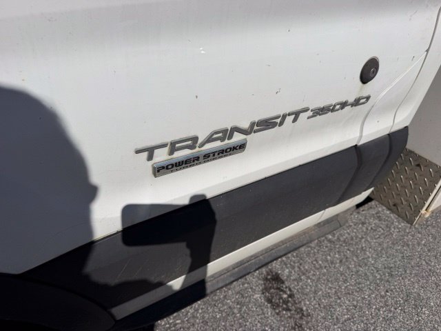 Used 2019 Ford Transit 350 138 DRW w/ Premium Package RWD image 9