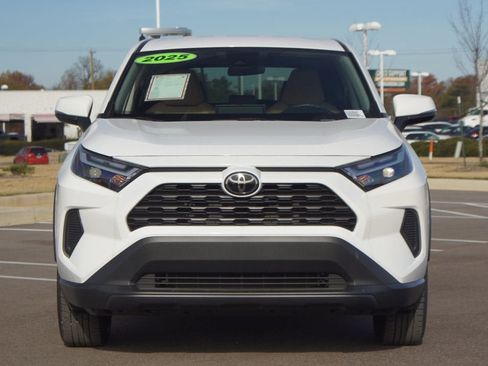 Certified 2025 Toyota RAV4 LE image 22