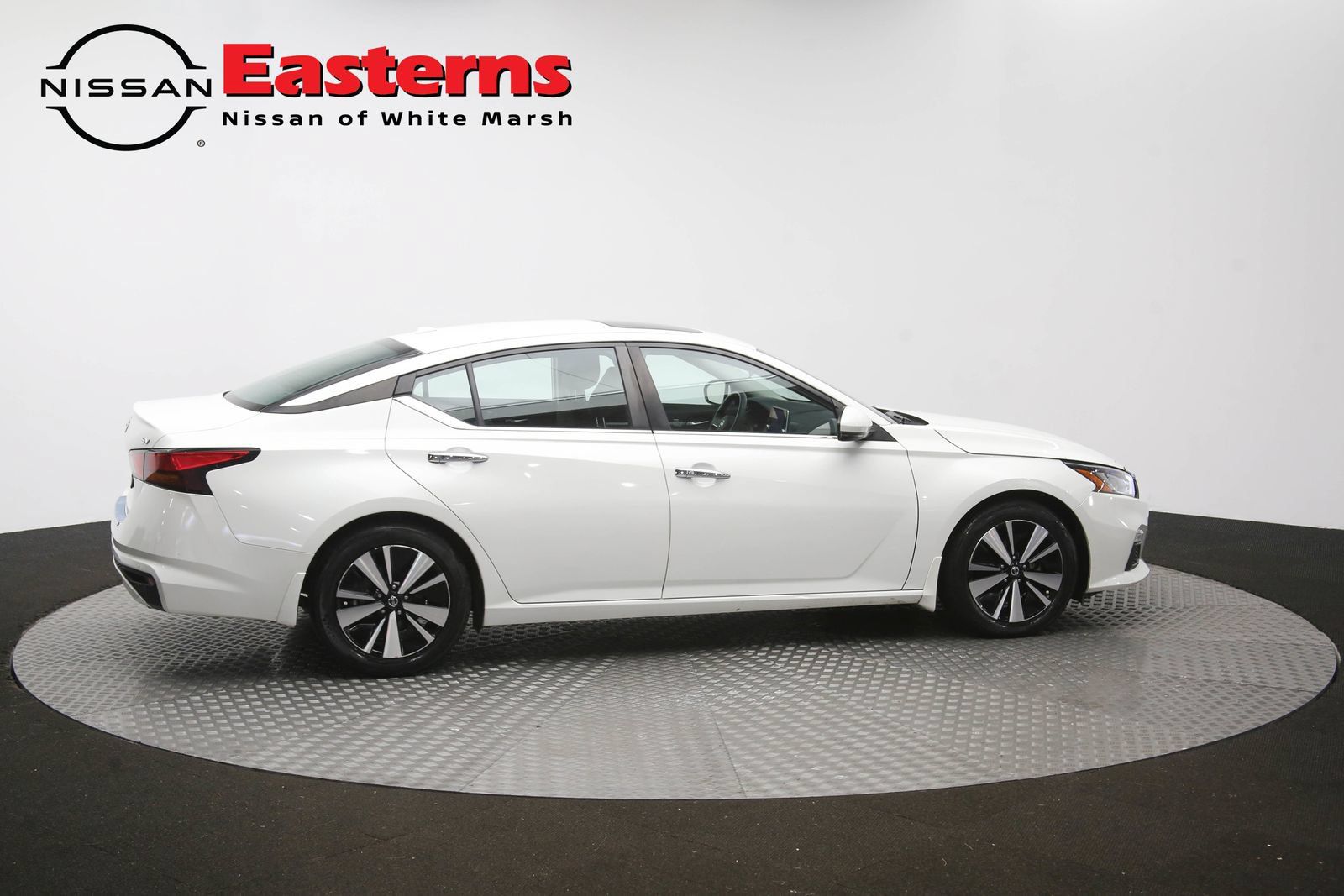 Used 2022 Nissan Altima 2.5 SV w/ SV Premium Package FWD image 43