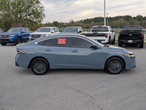 Certified 2026 Nissan Sentra SV w/ SV Convenience Package FWD image 4